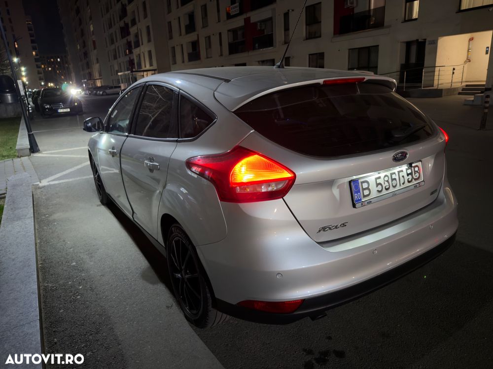 Ford Focus - 7