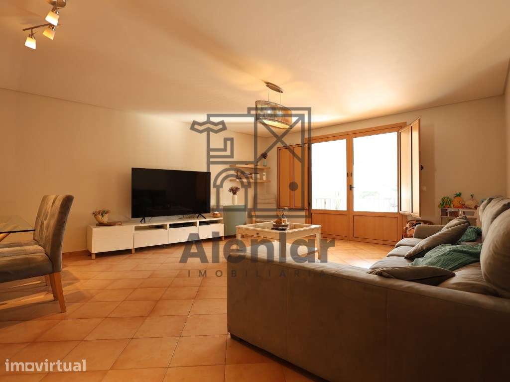Excelente apartamento T3 no Centro da Merceana - Grande imagem: 3/45