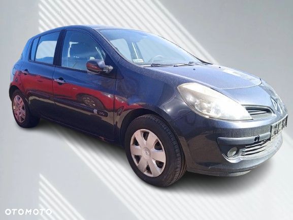Na części Renault Clio III 1.5 DCI TE866 silnik skrzynia biegów klapa błotnik drzwi zderzak - 2