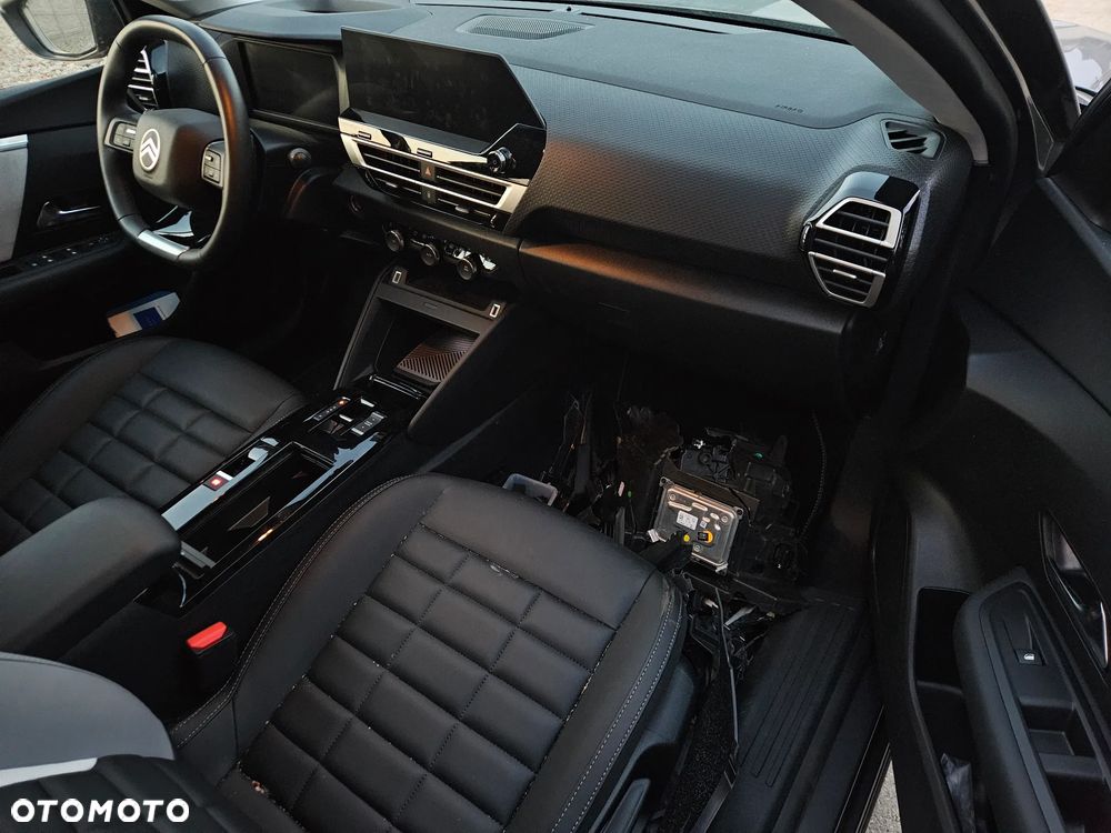 Citroën C4 Hybrid 136 ë-DSC6 MAX - 18