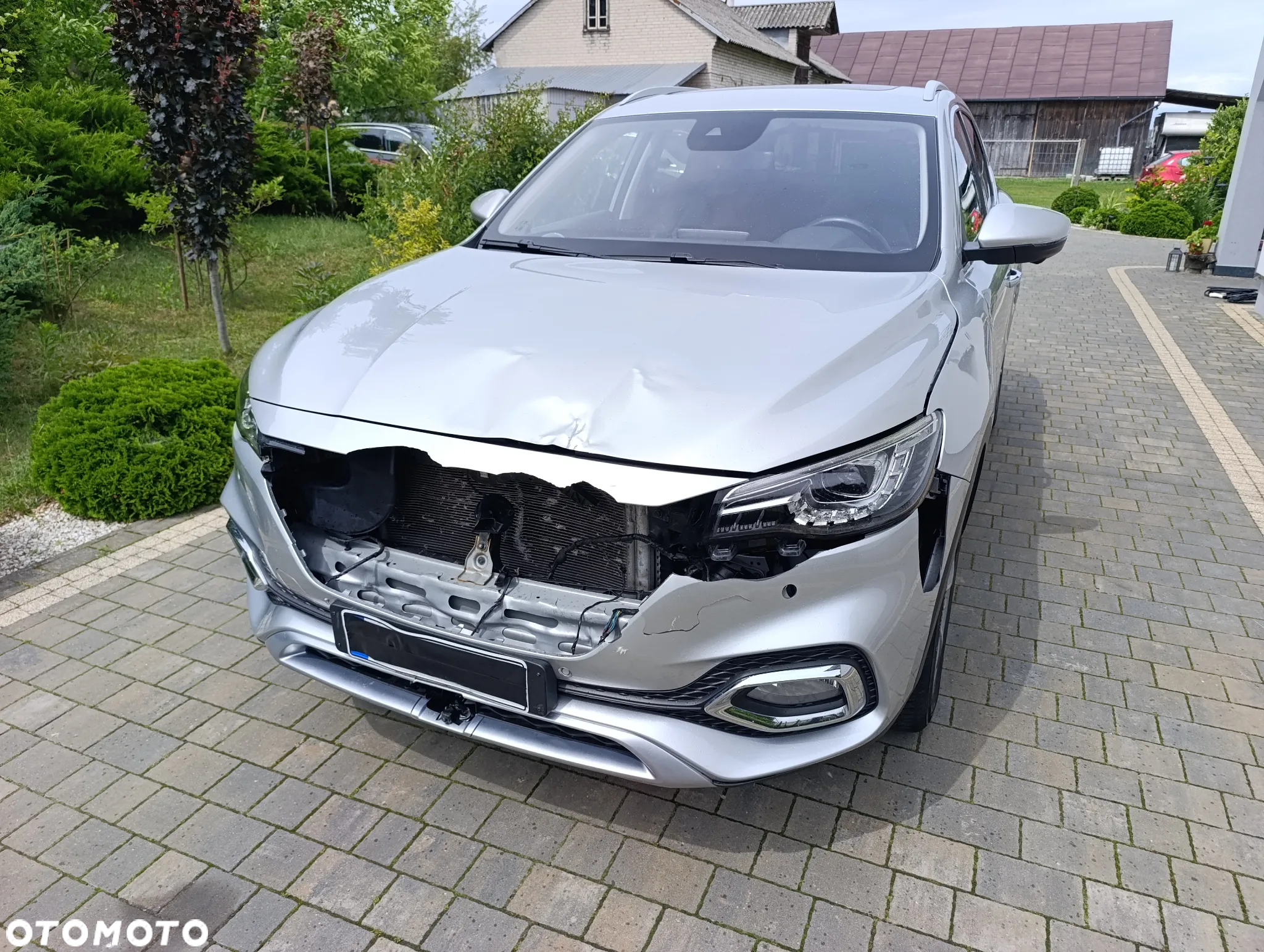 MG EHS 1.5T-GDI PHEV Luxury - 10