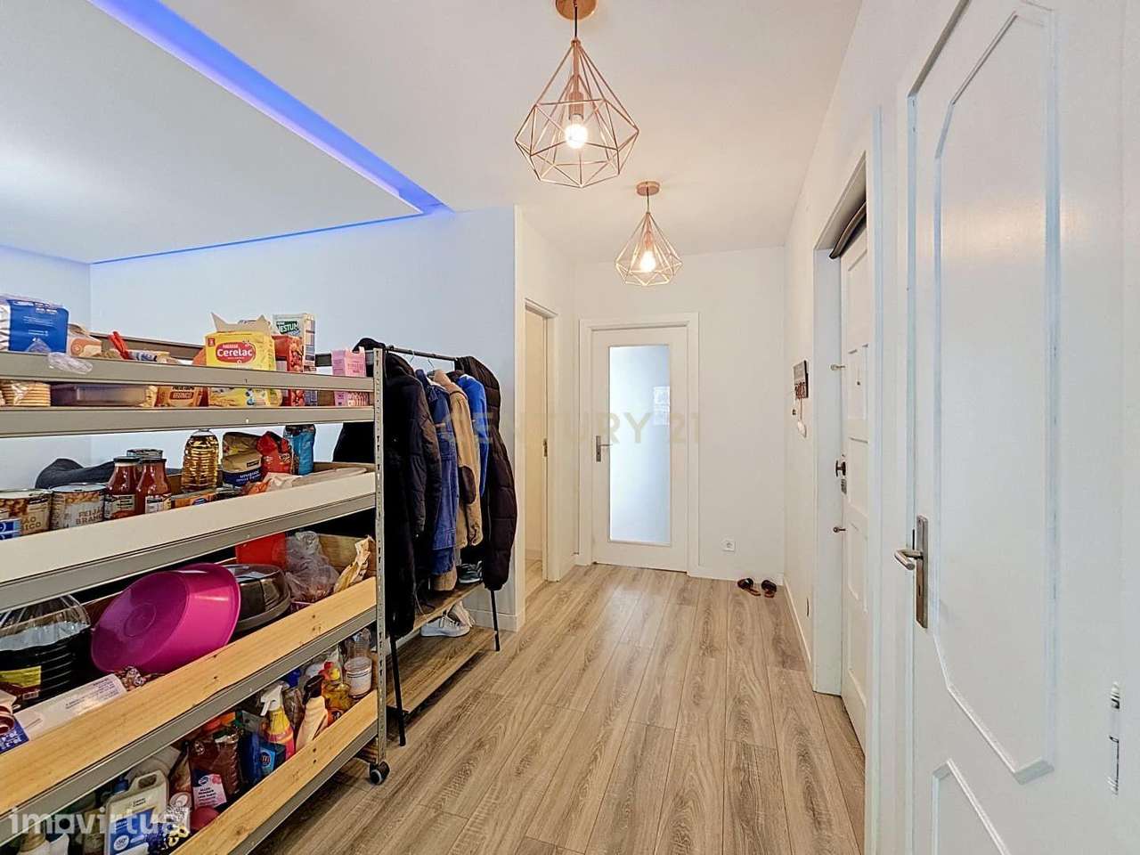 Apartamento T2 Remodelado - Centro de Gondomar - Grande imagem: 4/32