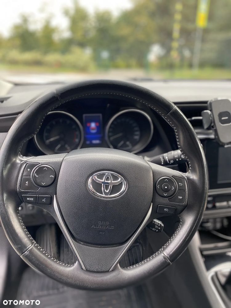 Toyota Auris 1.6 Active - 18