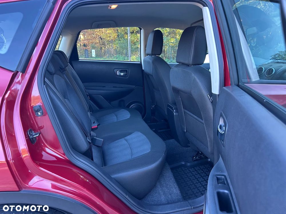Nissan Qashqai - 12