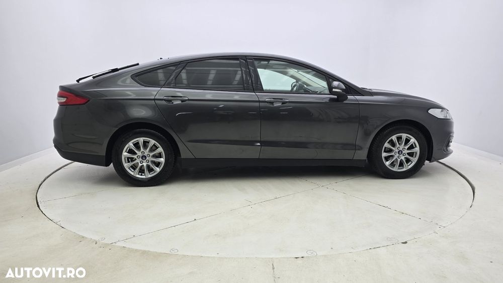 Ford Mondeo 2.0 TDCi Aut. Trend - 5