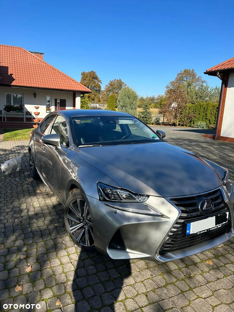 Lexus IS 300h Executive Line - 2