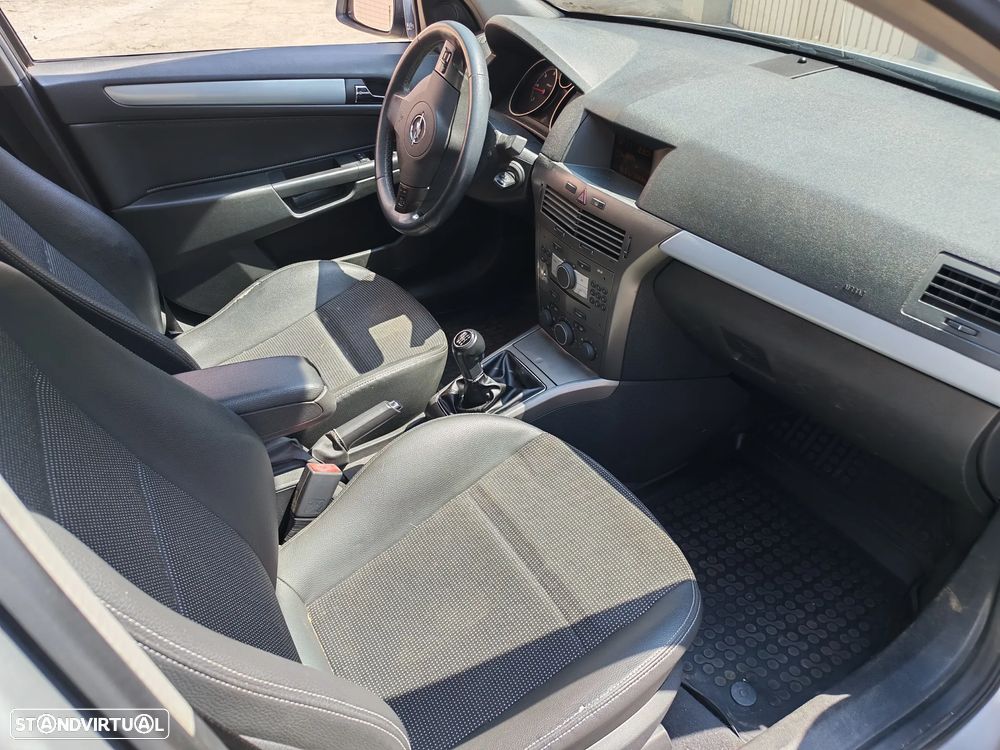 Opel Astra 1.3 CDTI Cosmo - 10