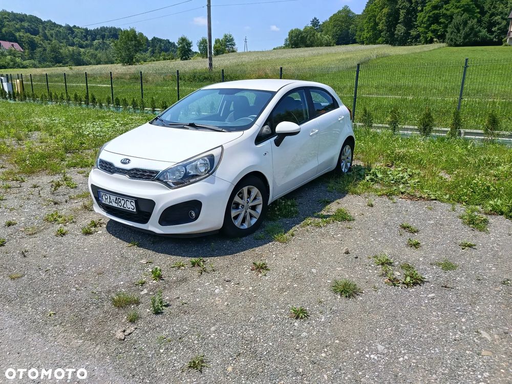 Kia Rio 1.2 Attract - 1