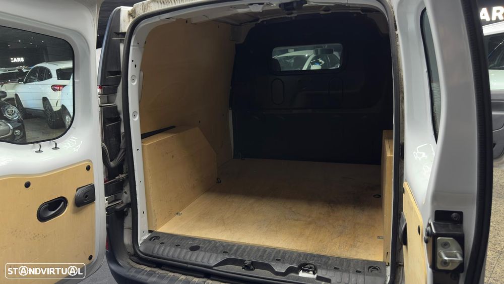Renault kangoo  ZE - 38