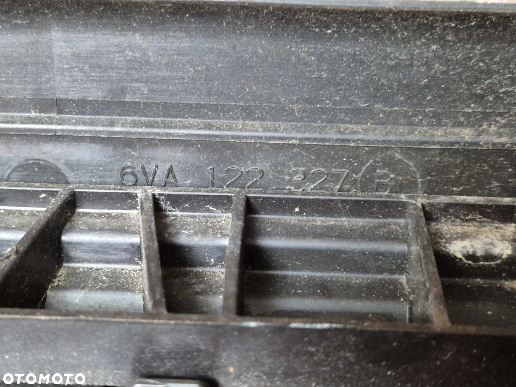 Żaluzja kierownica powietrza VW Polo MK6 2Q0122323A 6VA971277 6VA122327 6VA122921 6VA122327B - 6