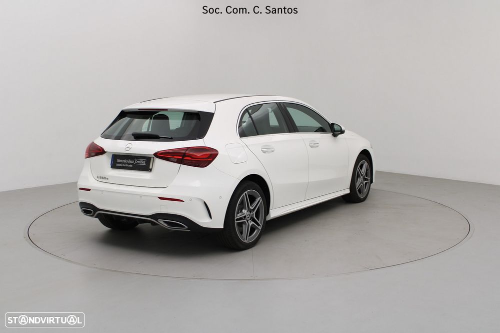 Mercedes-Benz A 250 e AMG Line - 5