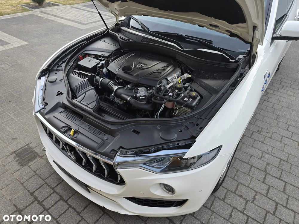 Maserati Levante 2021 photo 4