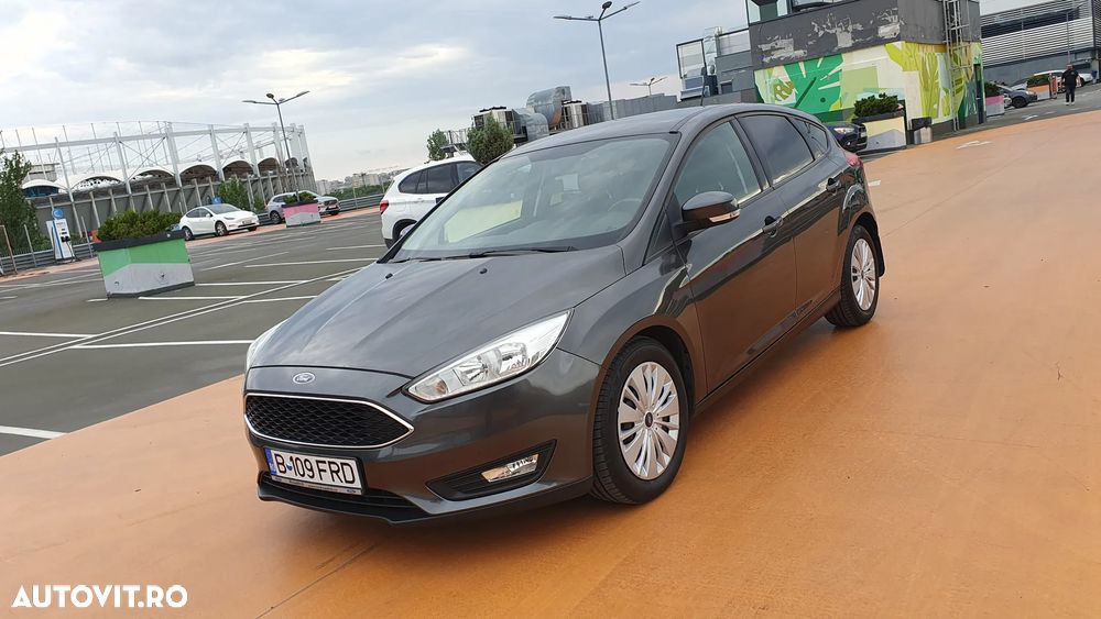 Ford Focus 1.0 EcoBoost Trend Edition - 9