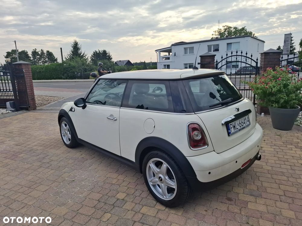 MINI ONE - 8