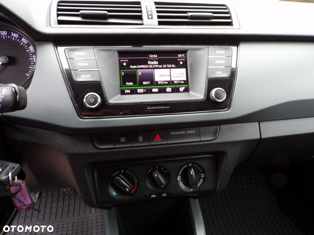 Skoda Fabia 1.0 TSI Tour - 20