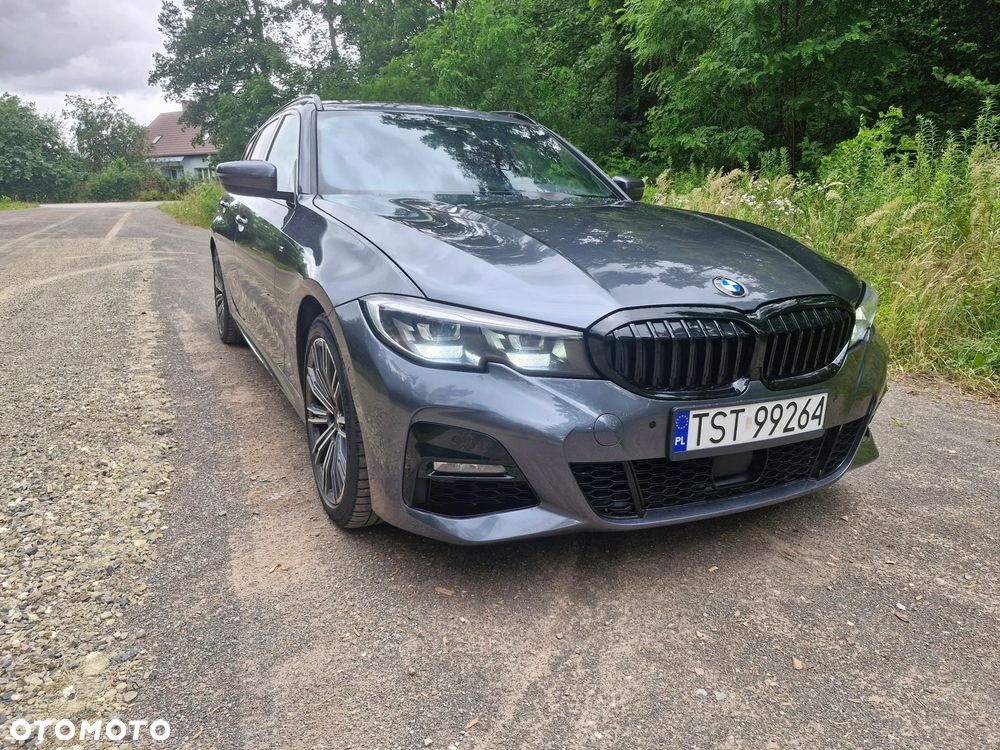 BMW Seria 3 318d M Sport Shadow - 11