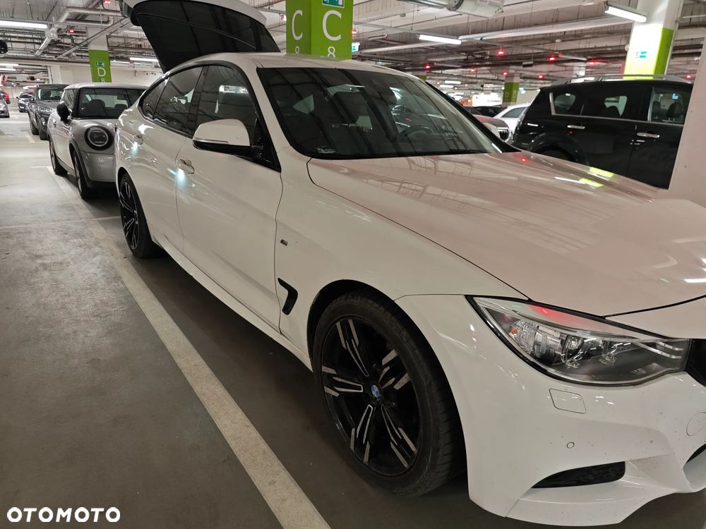 BMW 3GT 318d M Sport - 40