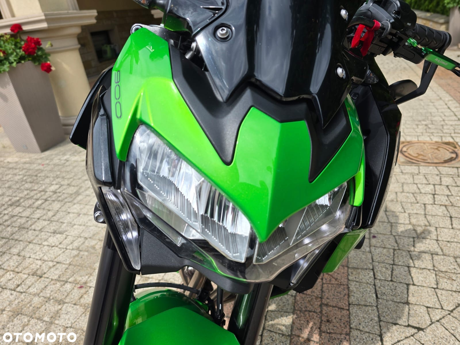 Kawasaki Z 900 - 16