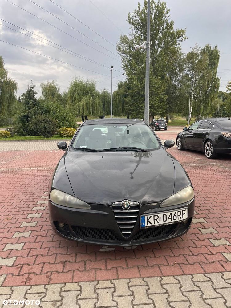 Alfa Romeo 147 1.6 T.S Distinctive - 3