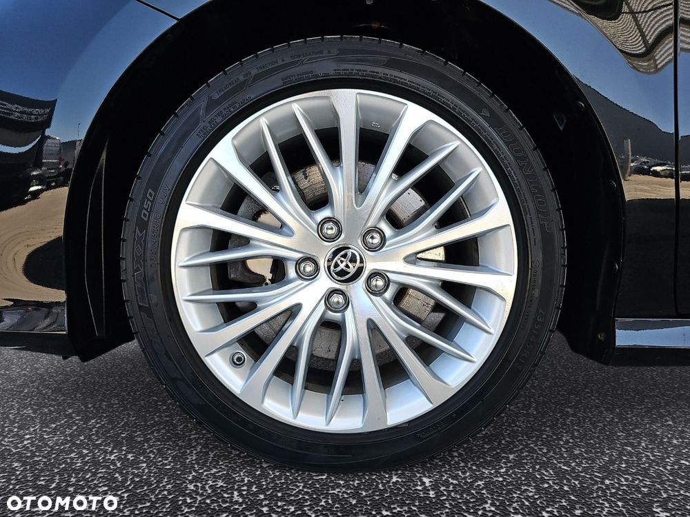 Toyota Camry 2.5 Hybrid Executive CVT - 28