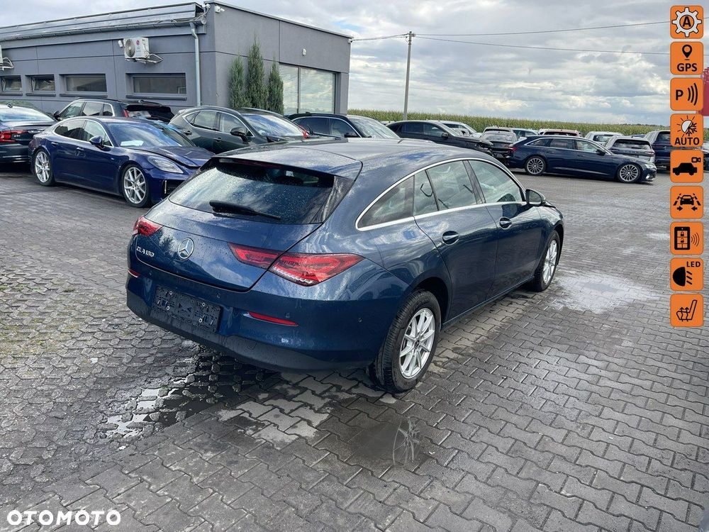 Mercedes-Benz CLA 180 7G-DCT Edition 2021 - 1