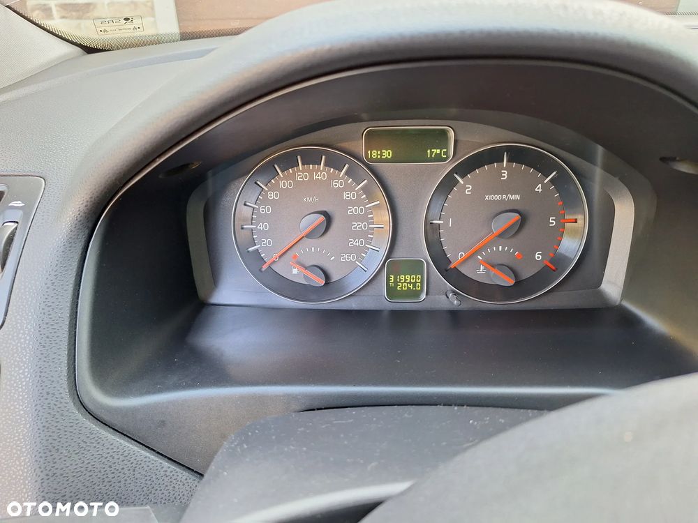 Volvo V50 D3 Momentum - 10