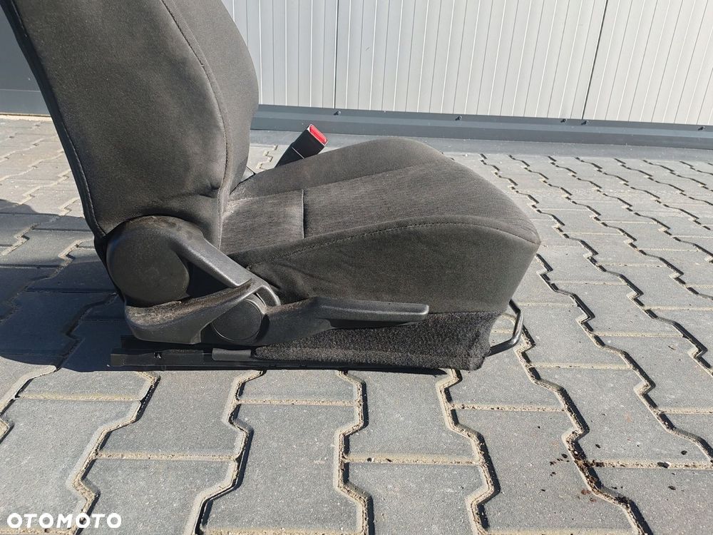 Fotel prawy pasażera przedni przód SUZUKI BALENO II 15- - 6