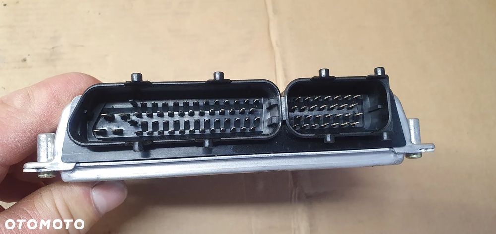 Komputer sterownik silnika VW Passat B5 1.8 8D0907558B - 3