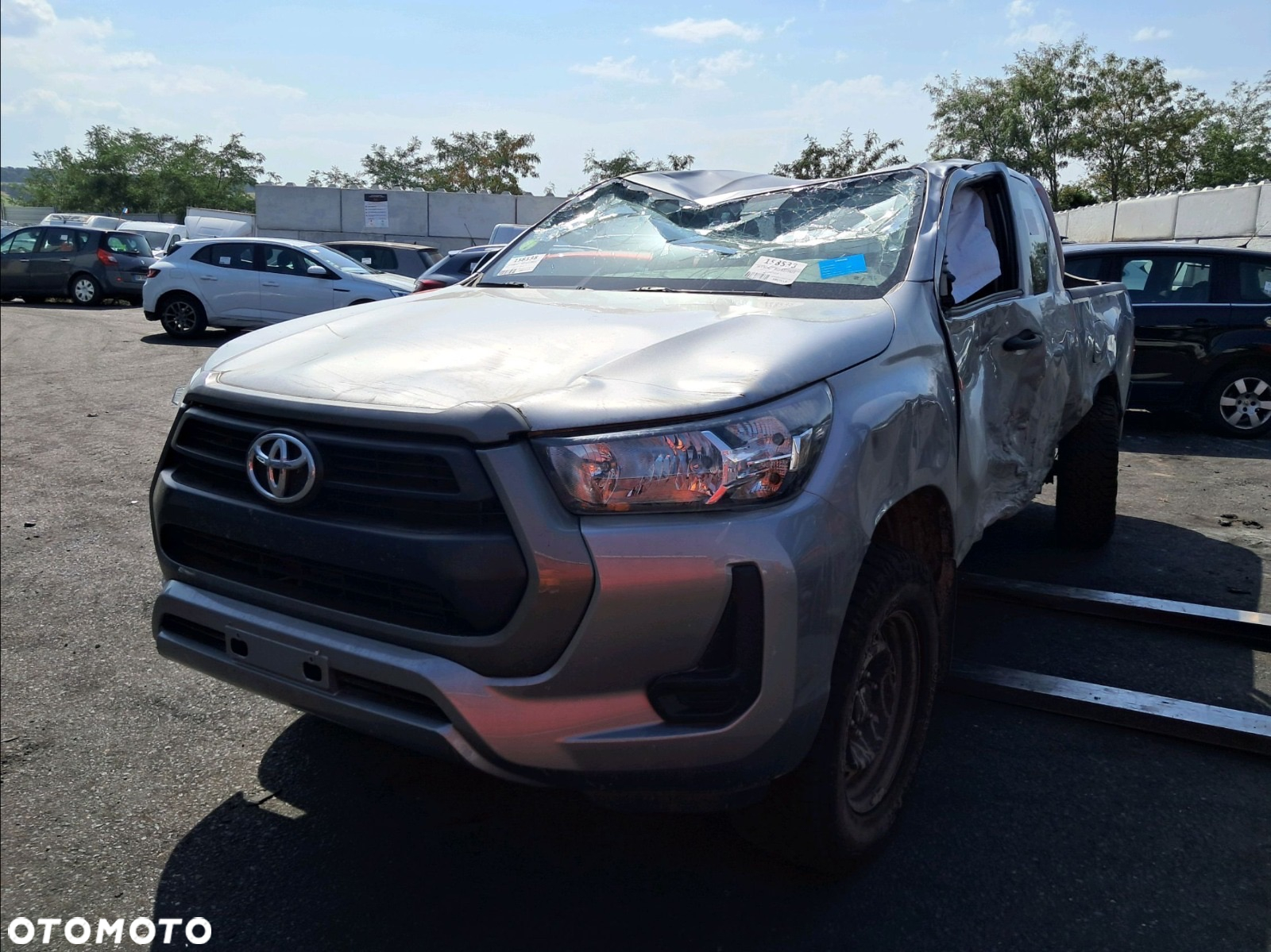 Toyota Hilux 2.4 D-4D Single Cab DLX 4x4 - 5