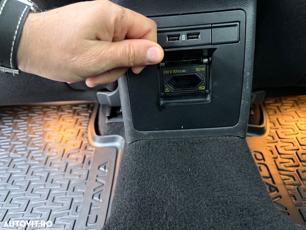 Skoda Octavia Combi Diesel 1.6 TDI Ambition - 17