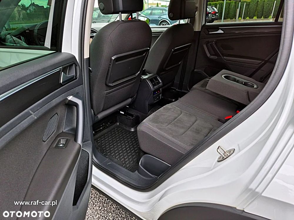 Volkswagen Tiguan 2.0 TDI SCR 4MOTION DSG Highline - 9