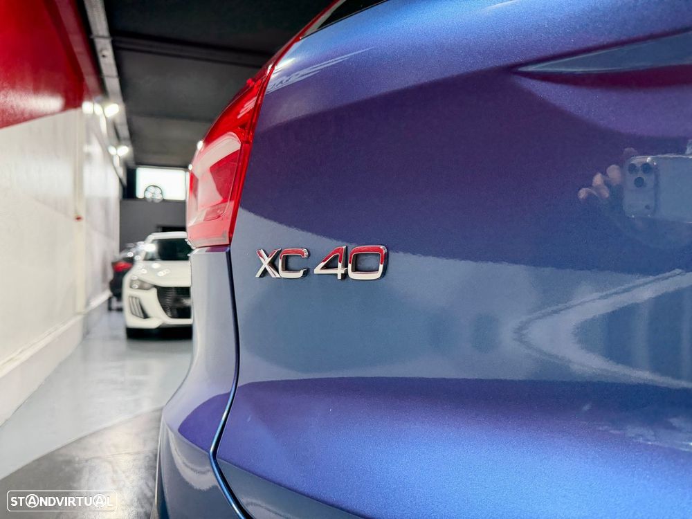 Volvo XC 40 2.0 D3 R-Design Geartronic - 27