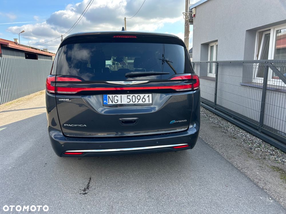 Chrysler Pacifica - 6