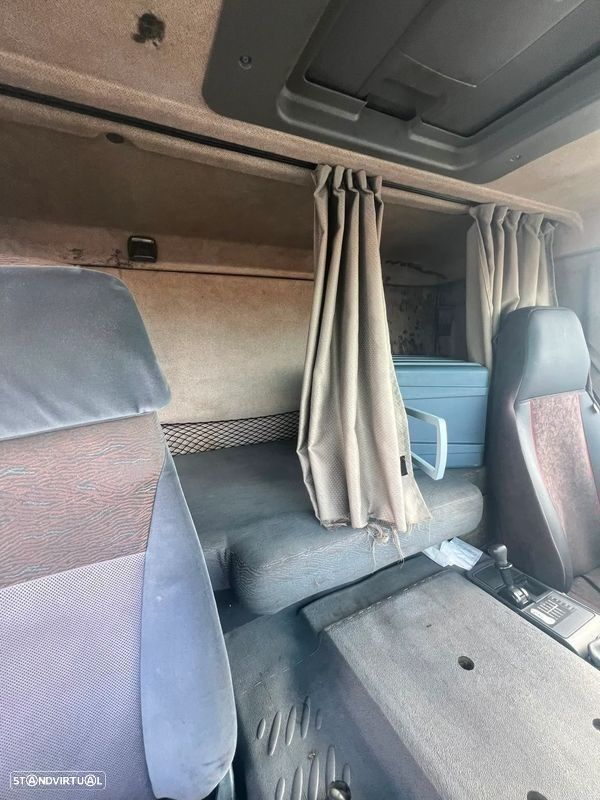 Renault PREMIUM 420 - 8