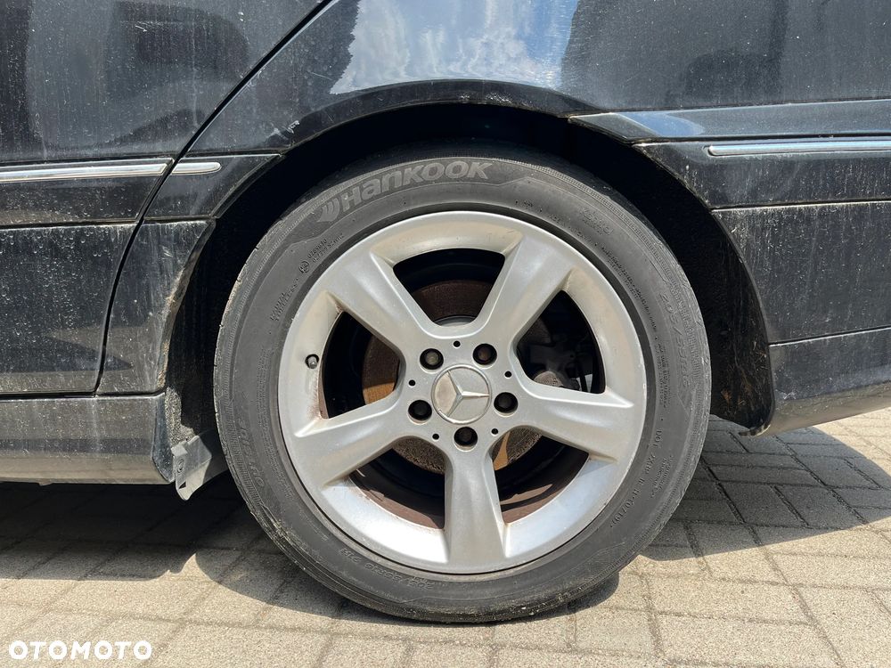 Mercedes-Benz Klasa C 220 CDI Automatik Avantgarde - 29