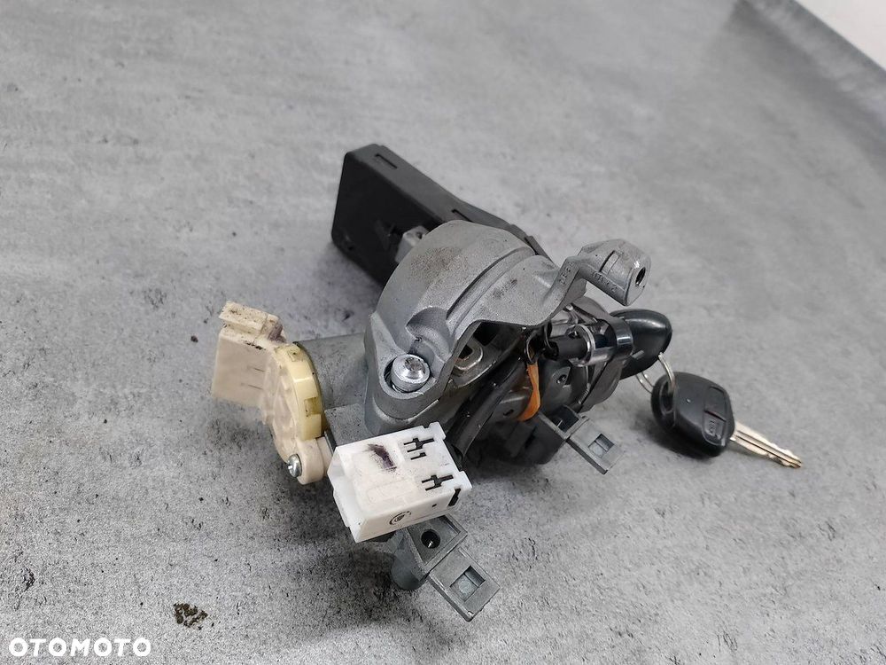 STACYJKA MITSUBISHI OUTLANDER II 8670A039 2.2 DID - 4