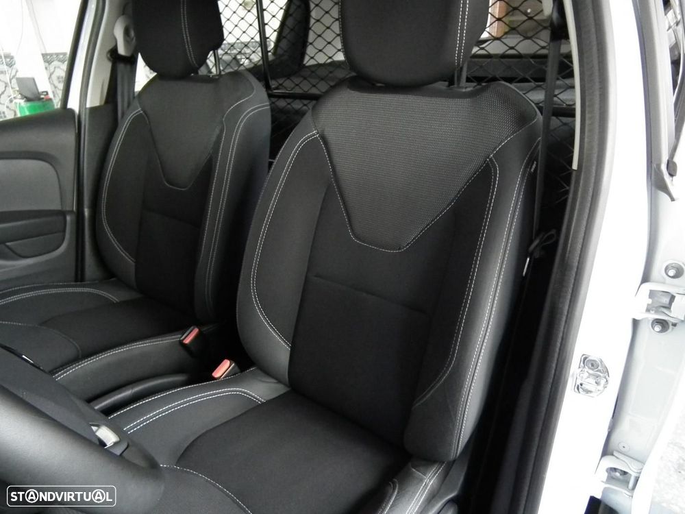 Renault Clio Van 1.5 dCi Limited - 10