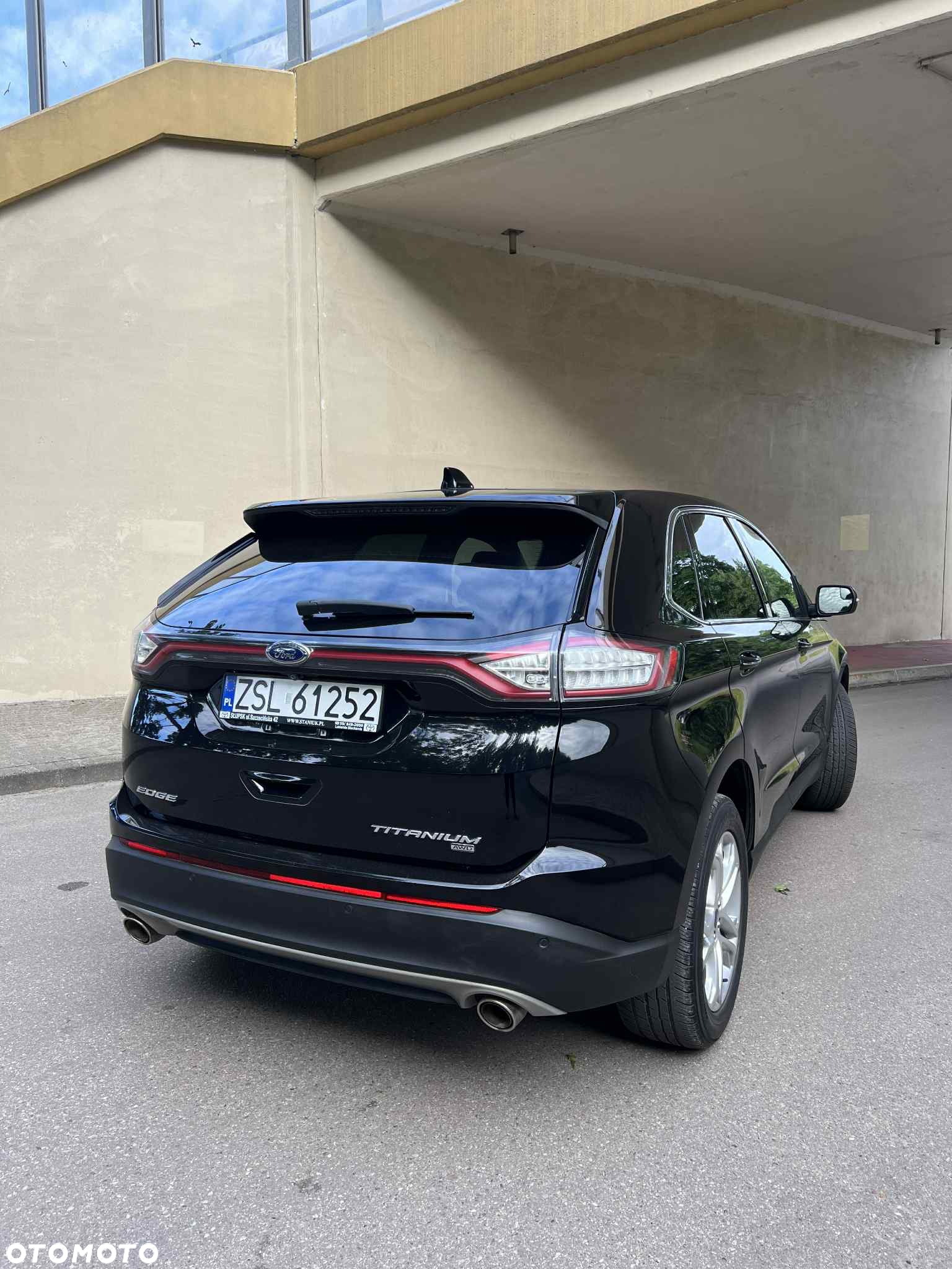 Ford Edge - 12