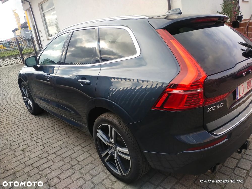 Volvo XC 60 T5 AWD Momentum - 3