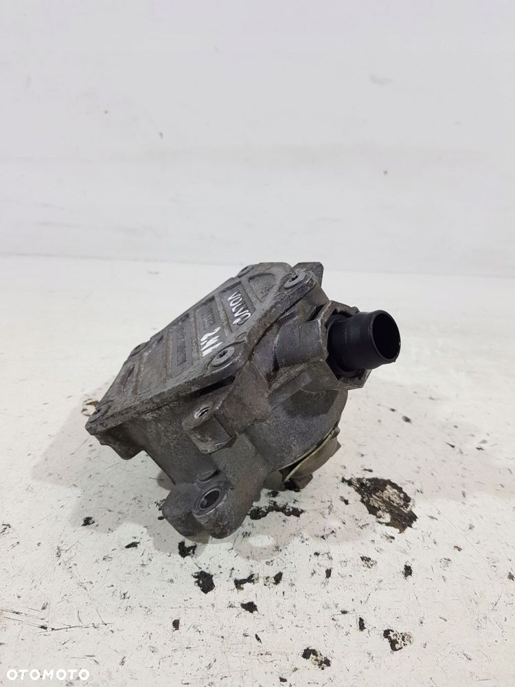 pompa vacum 31316688 volvo s60 ii v60 v70 2.0d - 2