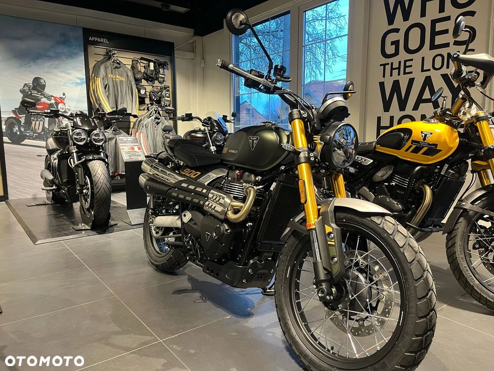 Triumph Bonneville - 10