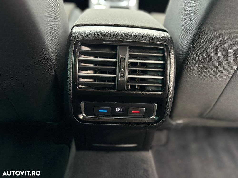 Volkswagen Passat - 26