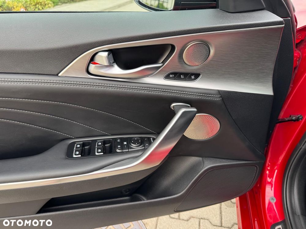 Kia Stinger 3.3 T-GDI V6 GT Prestige Line AWD - 19