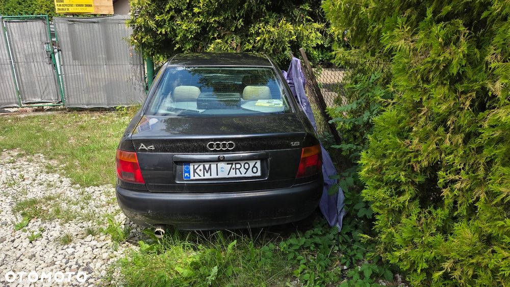 Audi A4 Avant 1.8 - 9