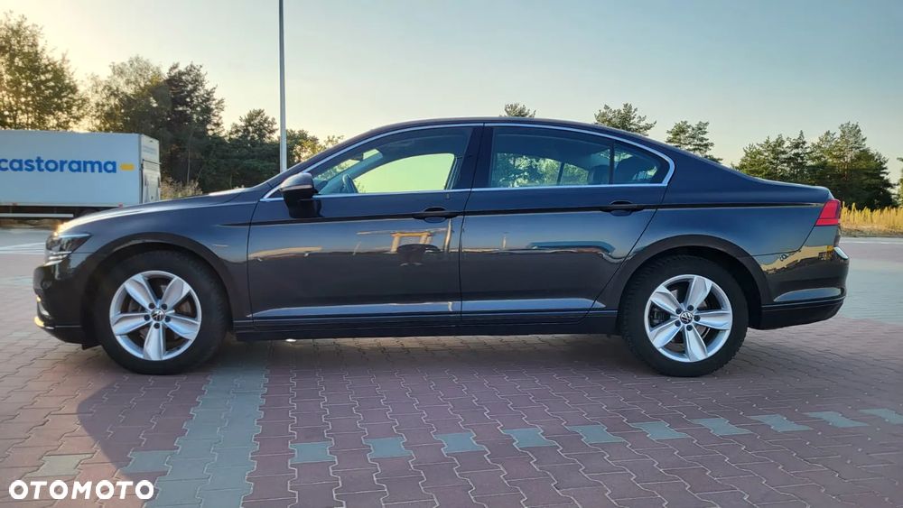 Volkswagen Passat 2.0 TSI Business DSG - 2