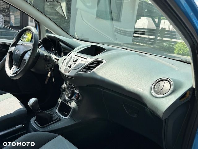 Ford Fiesta 1.25 Champions Edition - 16