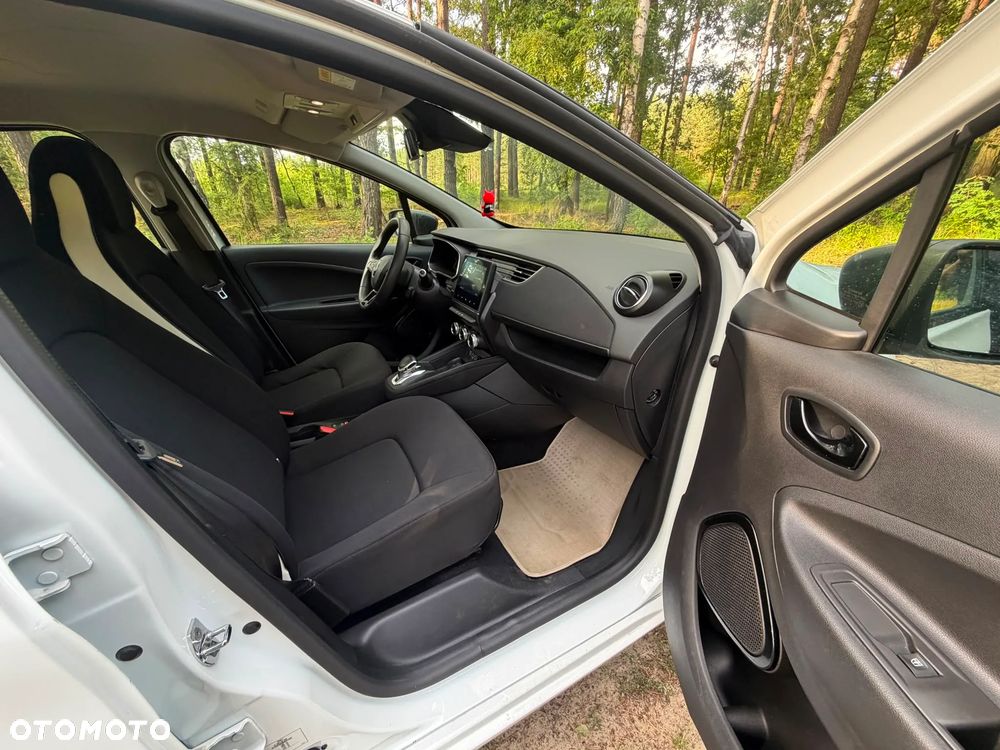 Renault Zoe - 11