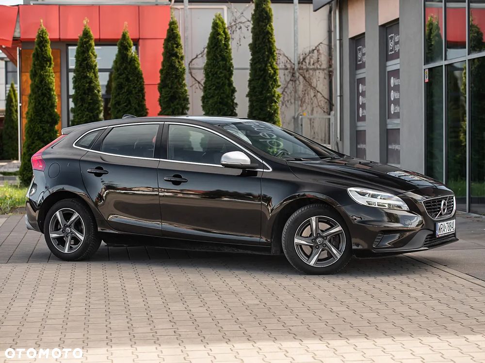 Volvo V40 D3 Geartronic RDesign - 3
