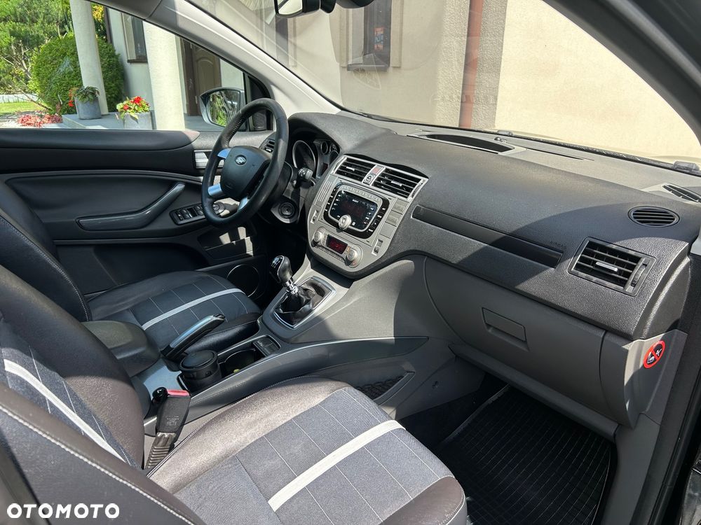 Ford Kuga 2.0 TDCi Titanium - 28