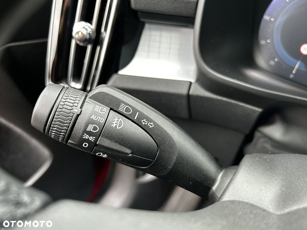 Volvo XC 40 - 24